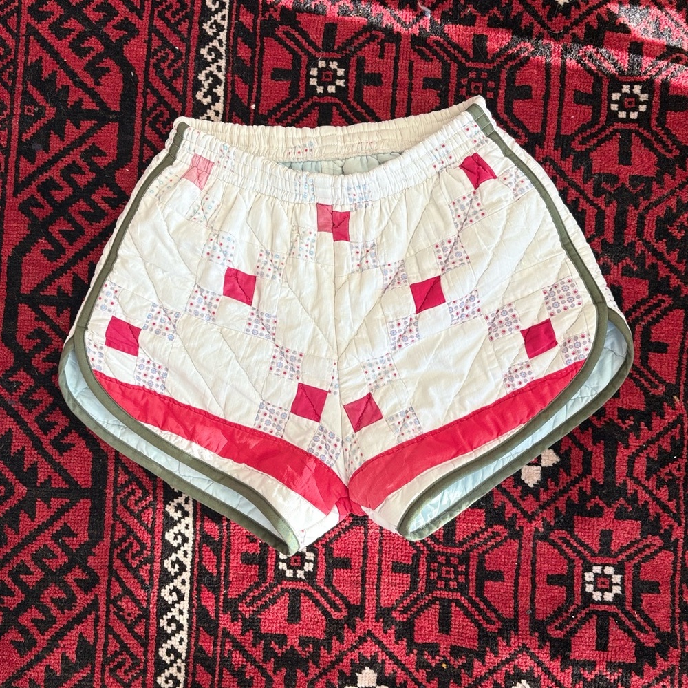 Vintage Quilted White and Pink Women's Shorts